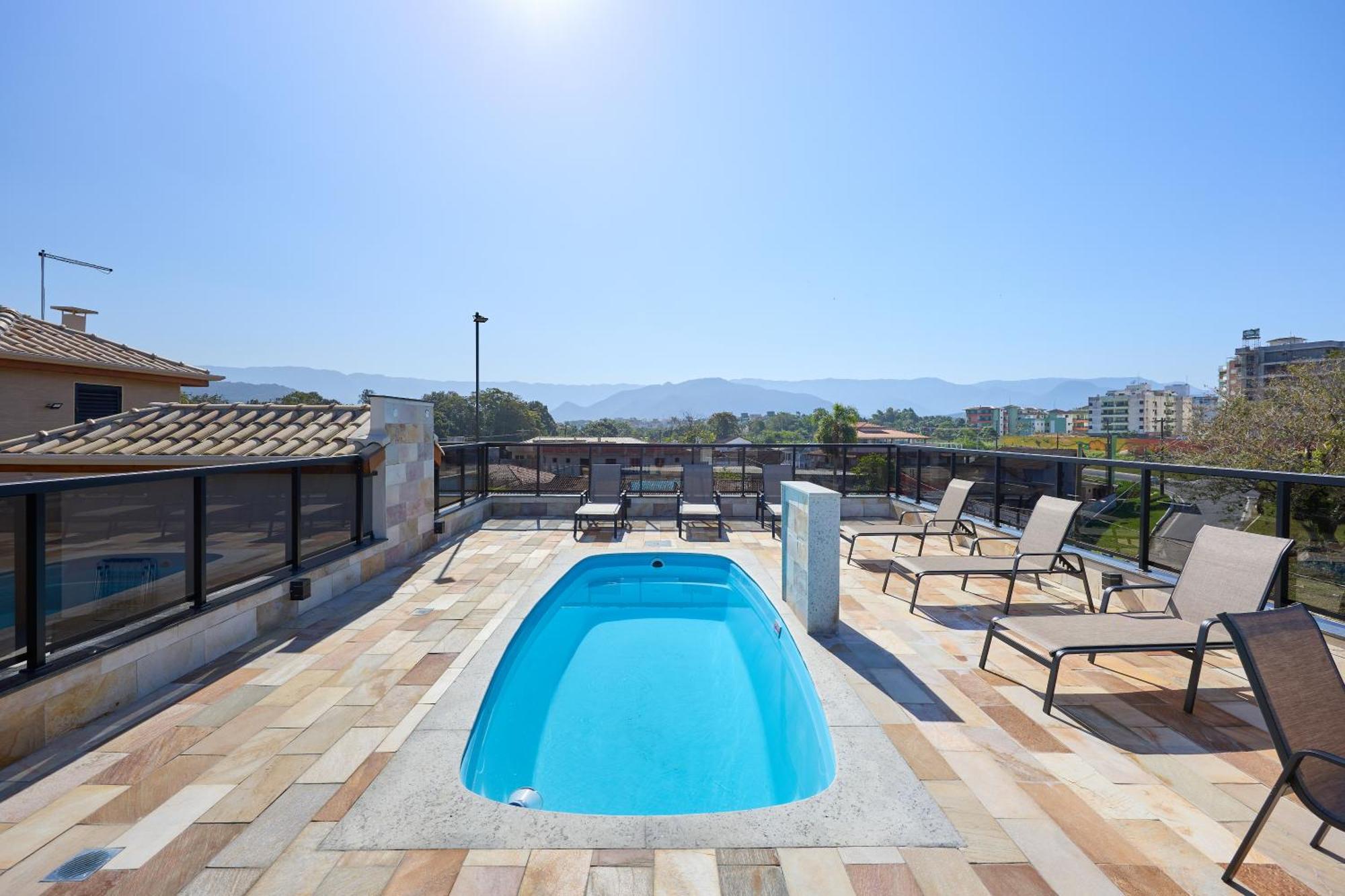 Casas Praianas: Cozy Retreats With Pool And Proximity Ubatuba